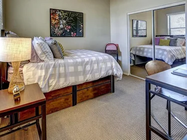 Privatzimmer in der South San Francisco Street, bild 10 von 39