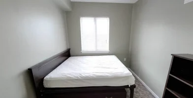 Chambre privée à Comstock Avenue, image 1 de 32