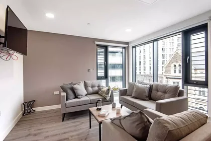 Habitación privada en Howard Gardens, imagen 16 de 49