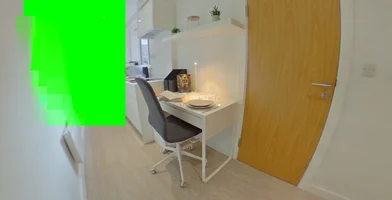 Private room at Orme Road, image 2 of 21