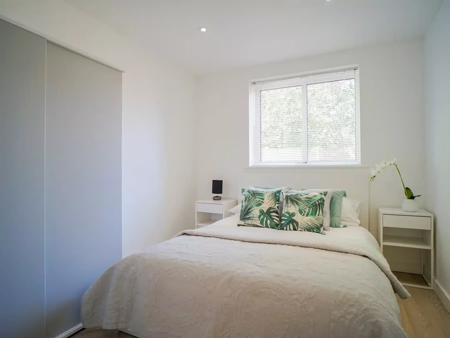 Comfortable and spacious student room in 