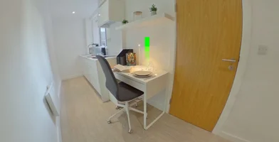 Private room at Orme Road, image 2 of 20