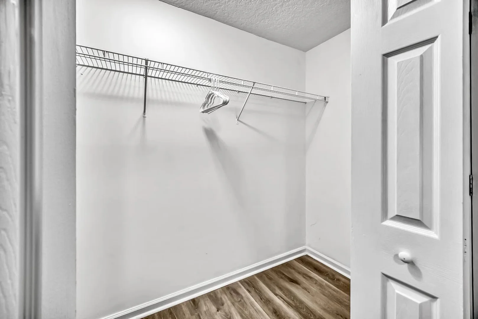 Room for rent in student apartment in , fully furnished