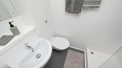 Stanza privata in Raleigh Street, immagine 5 di 49