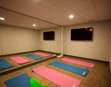 Studio at Cowley Road, image 16 of 25