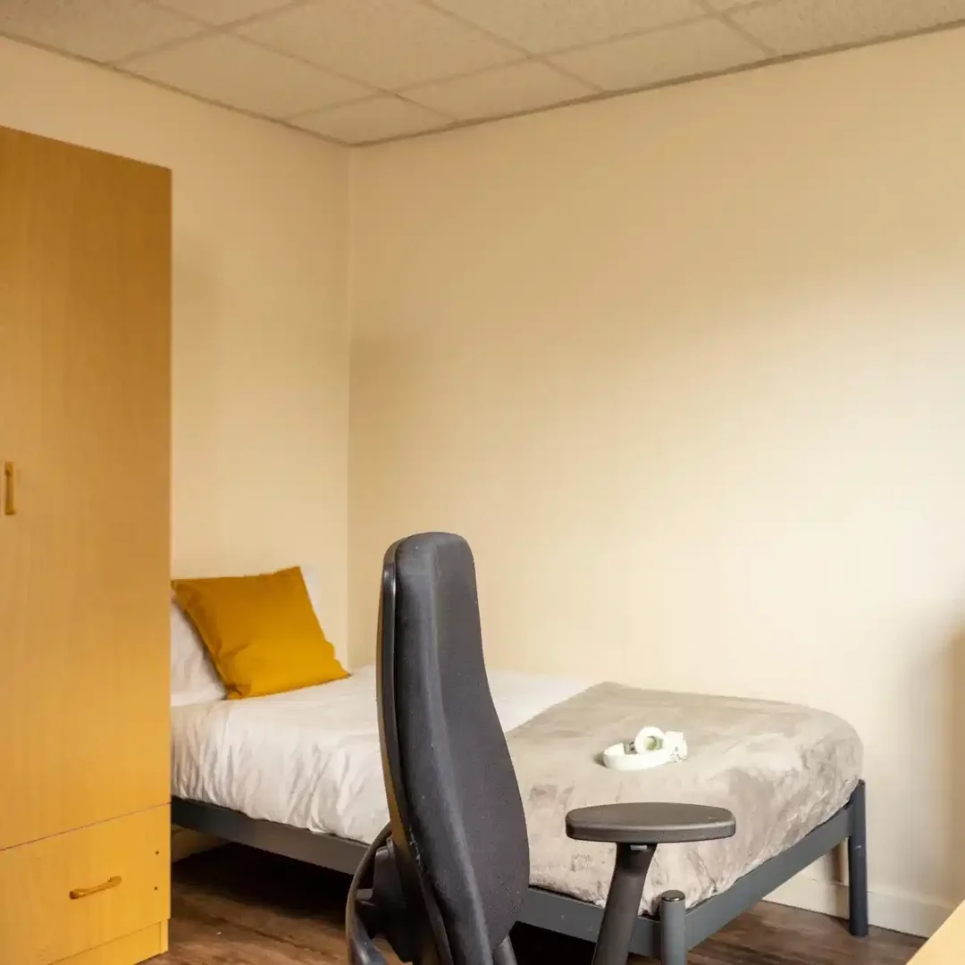 Chambre d'étudiant bon marché à proximité du campus dans