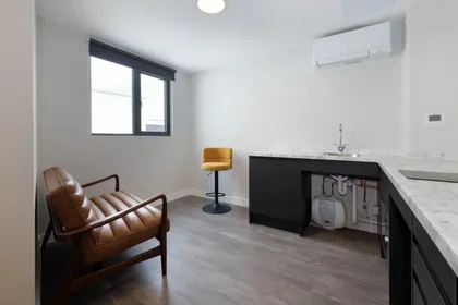 Studio in der Cleveland Street, bild 41 von 43