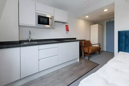 Studio in der Cleveland Street, bild 29 von 43