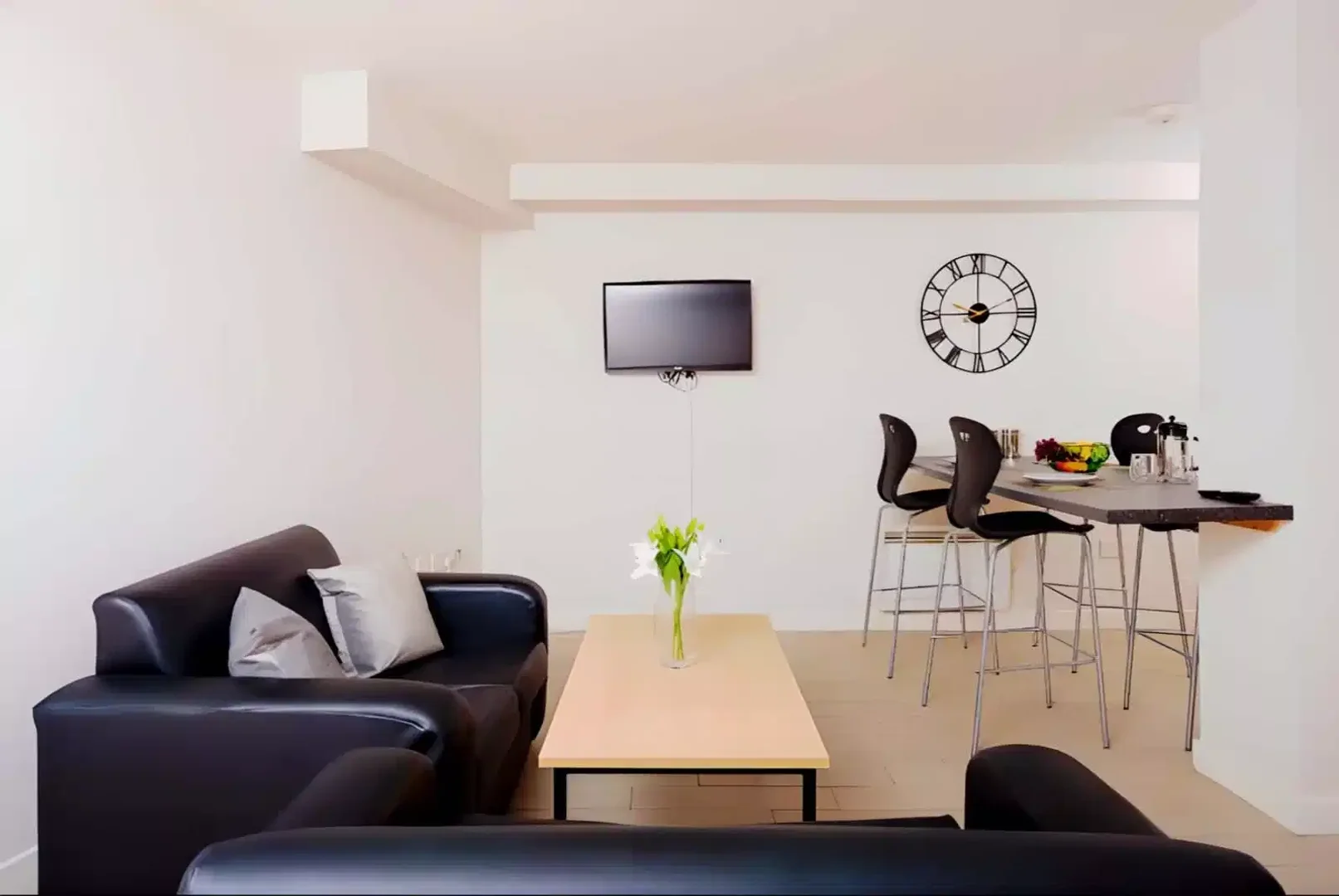 Habitación estudiantil económica cerca del campus en 