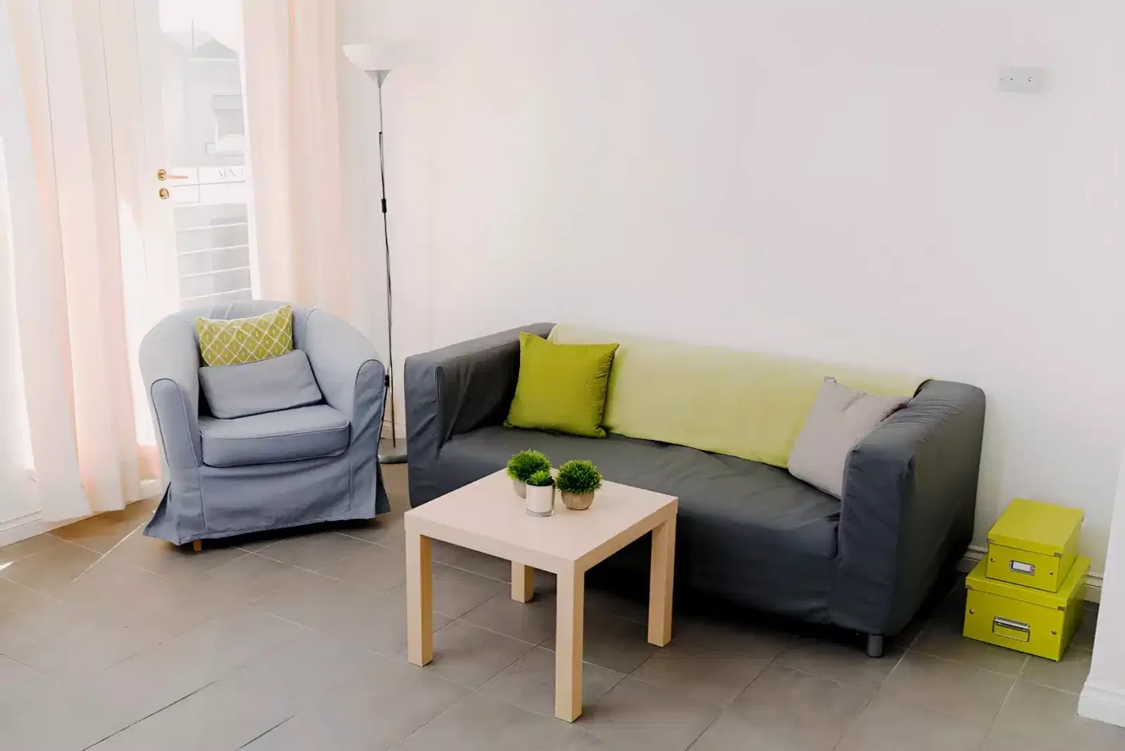 Habitación en apartamento estudiantil en alquiler en , completamente amueblado