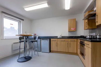 Prywatny pokój Linksfield Road, obraz 26 30