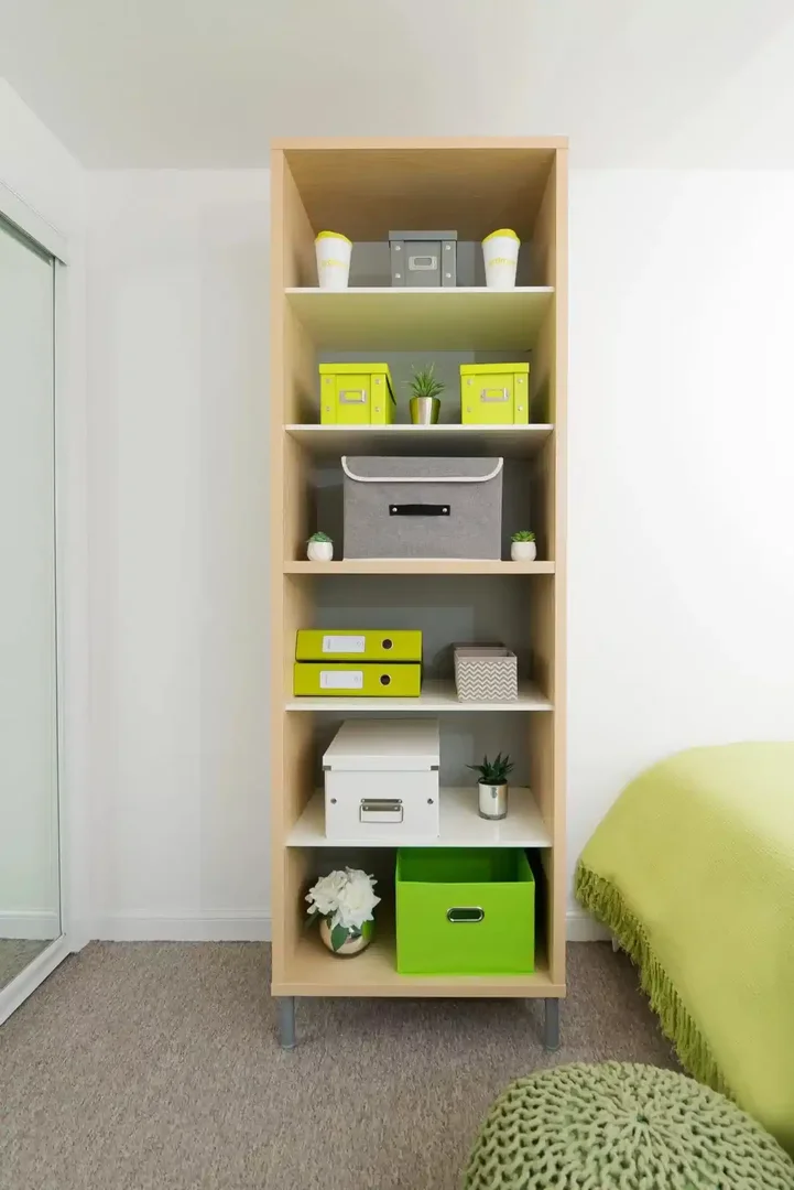 Funktionelles Studentenzimmer perfekt zum Studieren in 