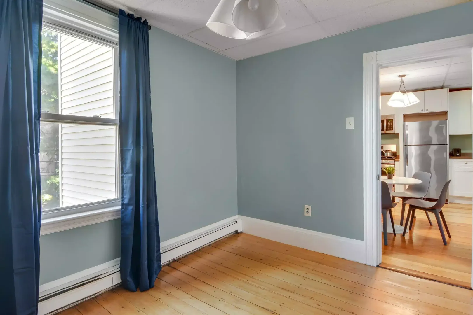 Comfortable and spacious student room in 