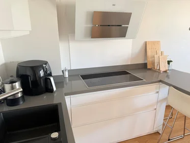 Entire apartment at Brechtelstraße, image 6 of 16