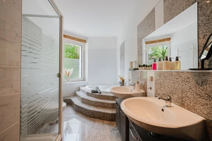 Privatzimmer in der Gliesmaroder Straße, bild 10 von 32