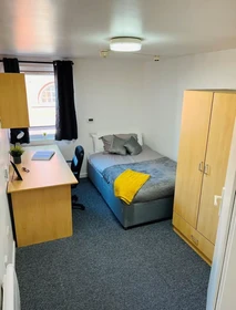 Room for rent with double bed Preston