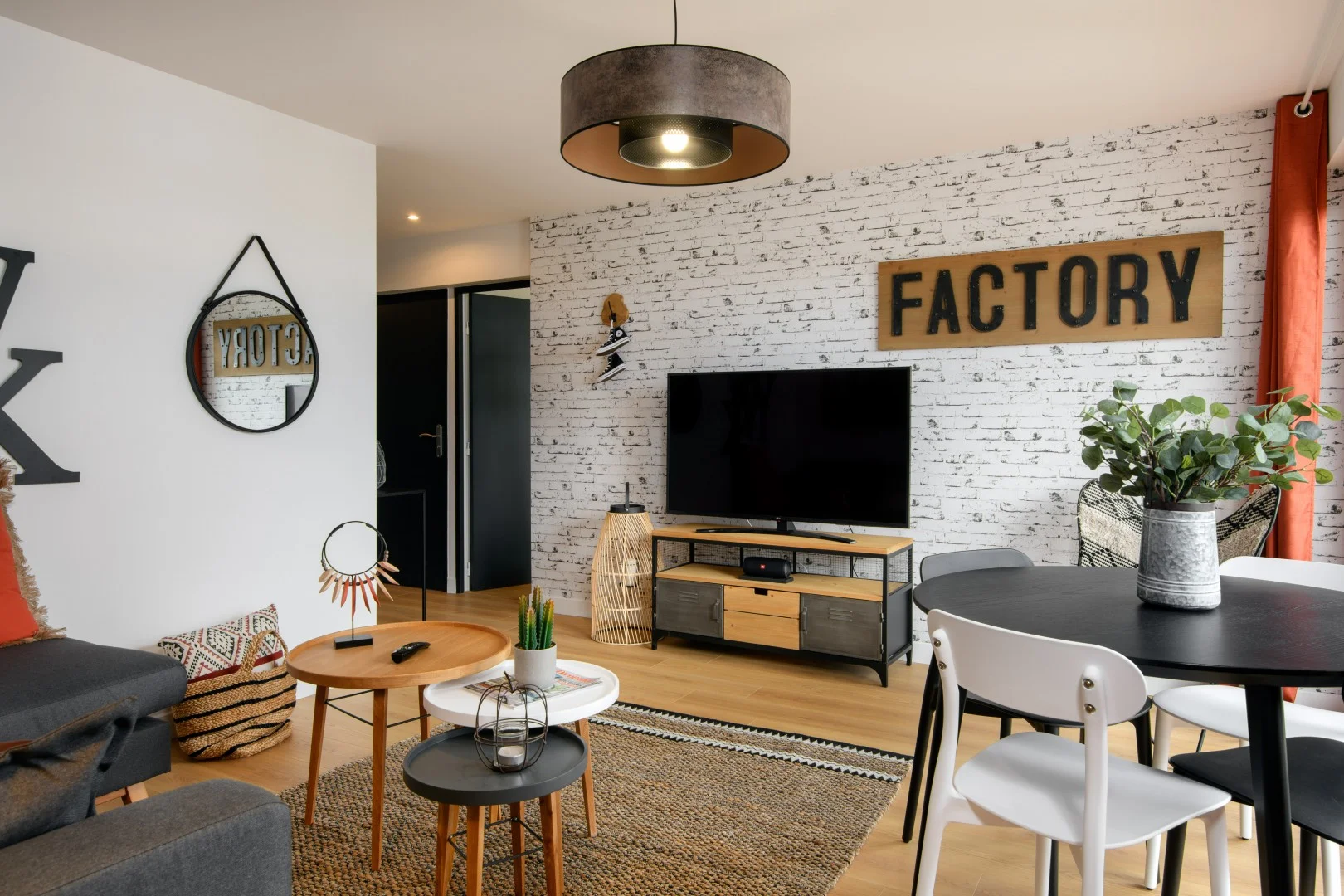 Habitación acogedora para estudiantes disponible en 