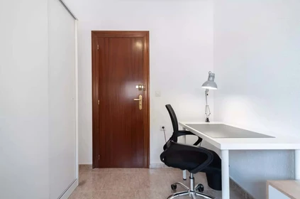 Alquiler de habitación en piso compartido en Castellon-de-la-plana-castello-de-la-plana