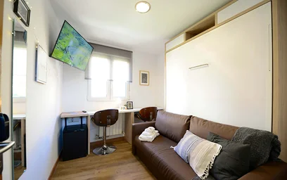 Quarto privado em Zabalbide Kalea, 48006 Bilbo, Bizkaia, Spain, imagem 2 de 23