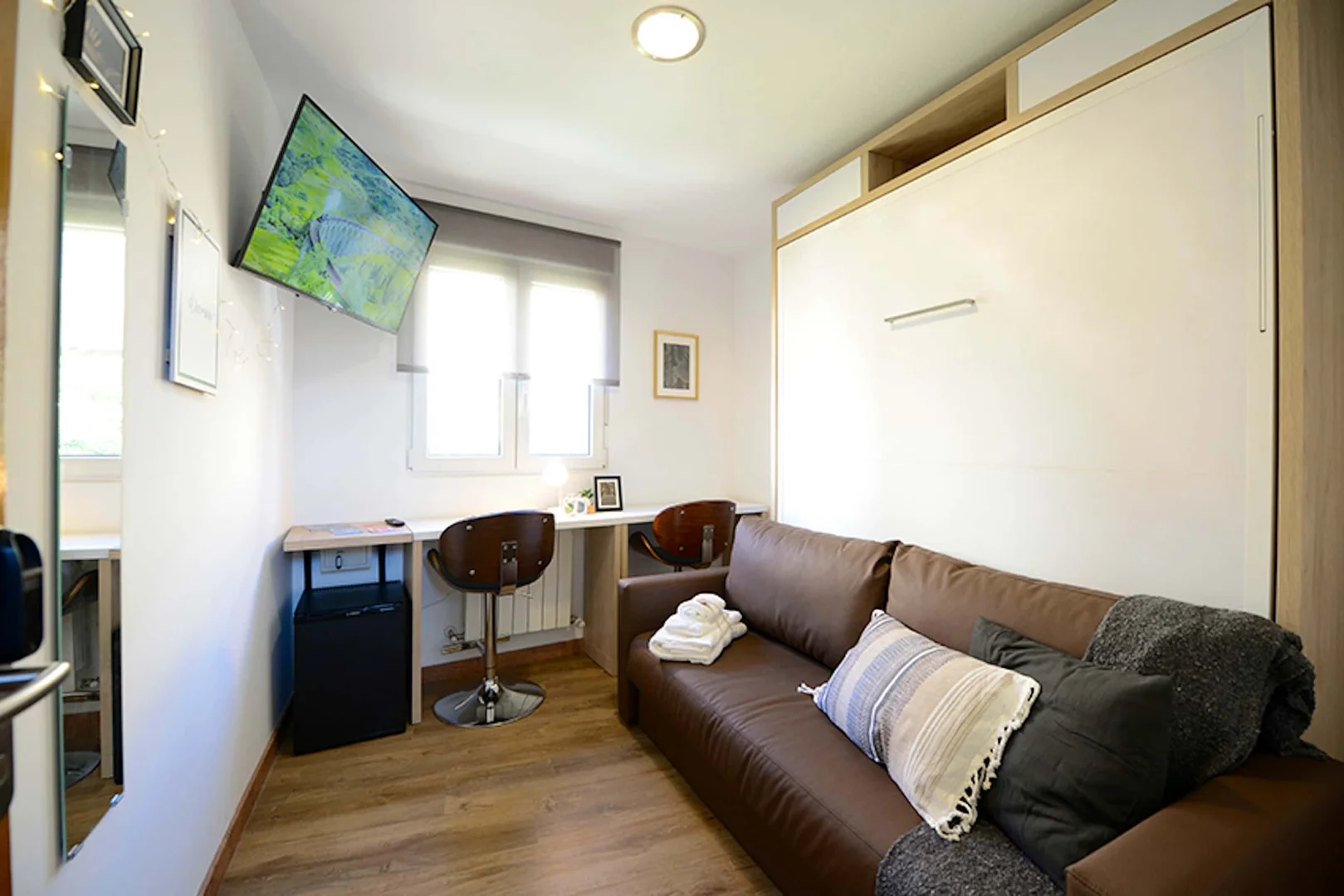 Quarto de estudante económico perto do campus em