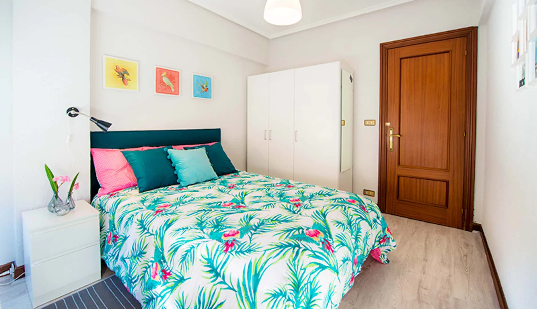 Chambre d'étudiant confortable et spacieuse dans 