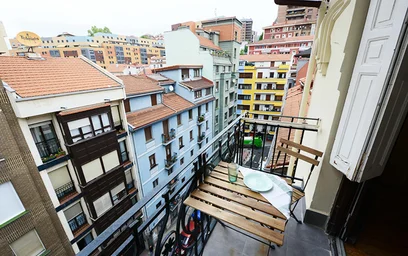 Quarto privado em Fika Kalea, 48006 Bilbo, Bizkaia, Spain, imagem 13 de 18