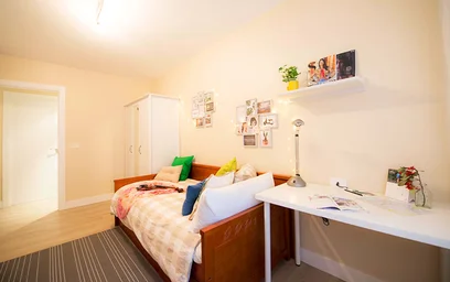 Stanza privata in Julian Gaiarre Hiribidea, 48004 Bilbo, Bizkaia, Spain, immagine 11 di 21