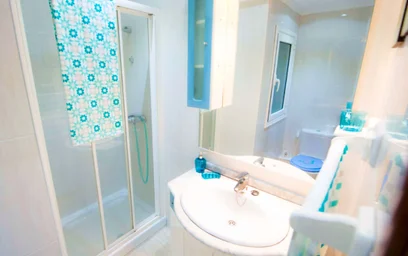 Quarto privado em Cocherito de Bilbao Kalea, 48004 Bilbo, Bizkaia, Spain, imagem 10 de 26