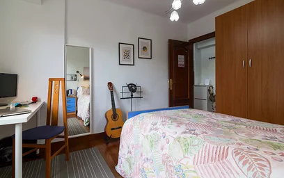 Quarto privado em Cocherito de Bilbao Kalea, 48004 Bilbo, Bizkaia, Spain, imagem 21 de 26