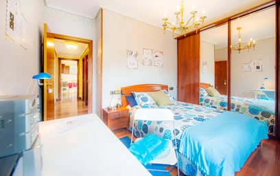 Quarto privado em Amadeo Deprit Kalea, 48006 Bilbo, Bizkaia, Spain, imagem 7 de 19