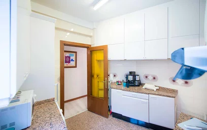 Stanza privata in Unamuno Miguel Plaza, 48006 Bilbo, Bizkaia, Spain, immagine 13 di 21