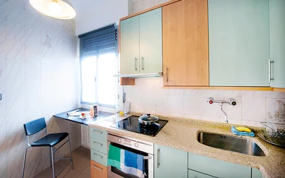 Quarto privado em 48012 Bilbao, Biscay, Spain, imagem 9 de 18