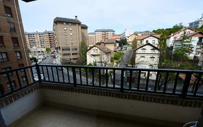 Quarto privado em Amadeo Deprit Kalea, 48006 Bilbo, Bizkaia, Spain, imagem 2 de 16