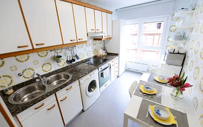 Quarto privado em 48004 Bilbao, Biscay, Spain, imagem 11 de 19