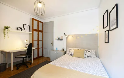 Quarto privado em Fika Kalea, 48006 Bilbo, Bizkaia, Spain, imagem 5 de 20