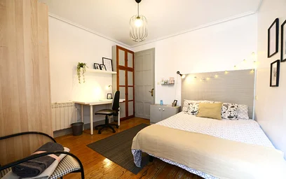 Quarto privado em Fika Kalea, 48006 Bilbo, Bizkaia, Spain, imagem 19 de 20