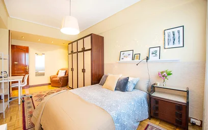 Quarto privado em Elexabarri Kalea, 48002 Bilbo, Bizkaia, Spain, imagem 1 de 18