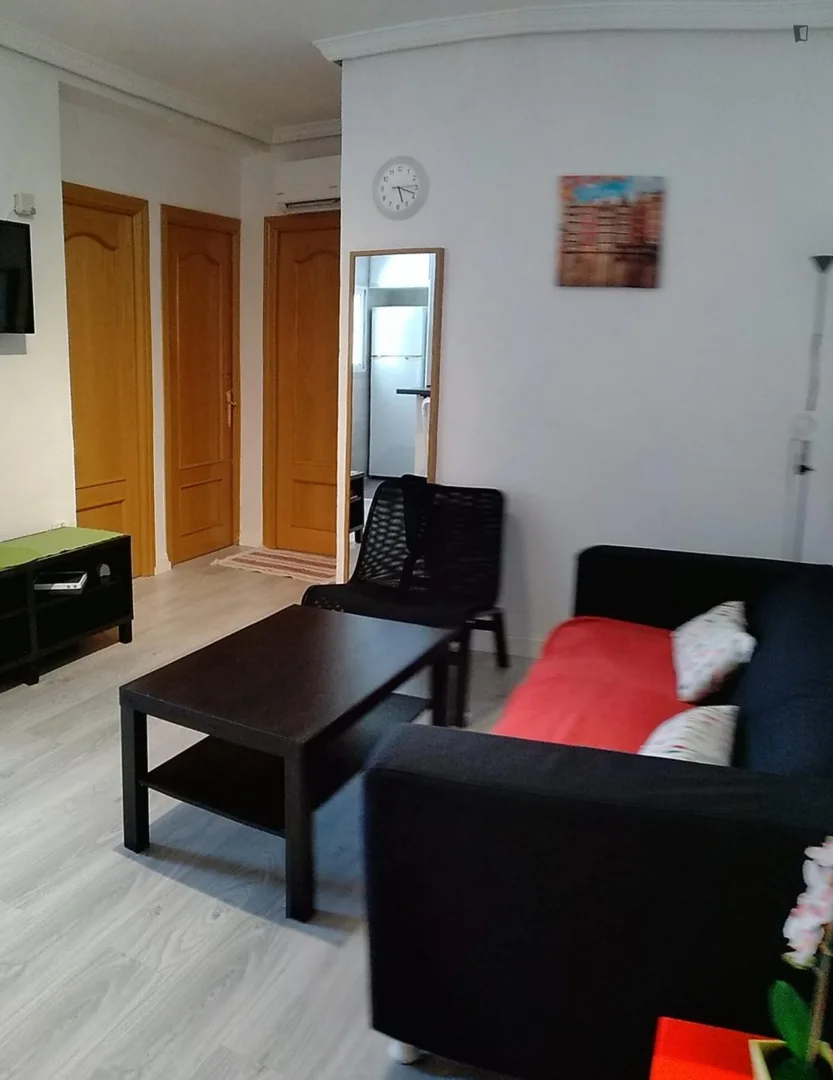 Komfortables und geräumiges Studentenzimmer in 