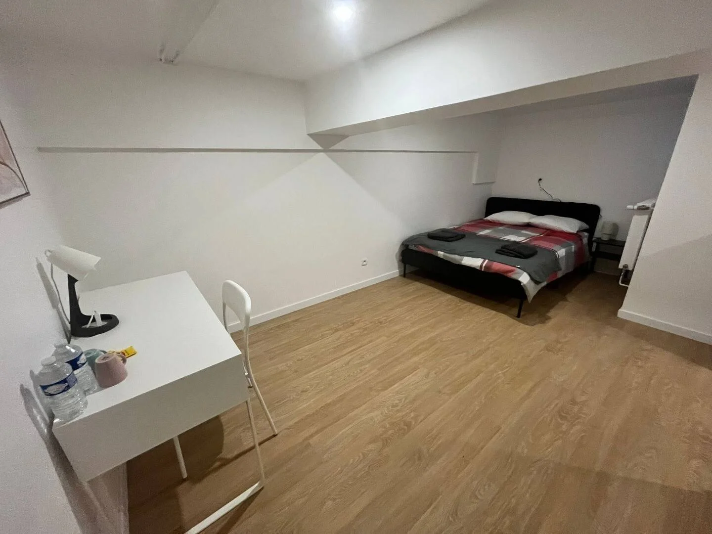 Habitación en apartamento estudiantil en alquiler en , completamente amueblado