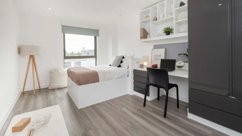 Stanza privata in residence in Rhodaus Town, Canterbury CT1 2RJ, United Kingdom, immagine 15 di 23