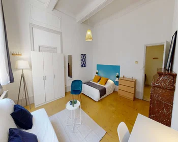 Quarto privado em rue du Faubourg du Courreau, imagem 1 de 14