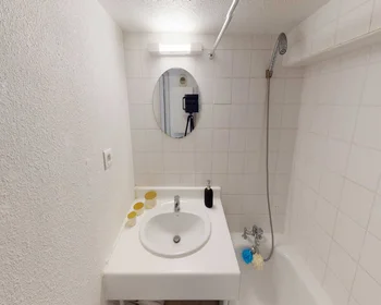 Quarto privado em rue du Faubourg du Courreau, imagem 13 de 14