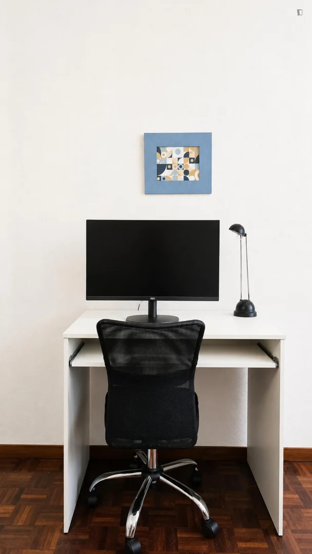 Zimmer in Studentenwohnung in  zu vermieten, voll möbliert