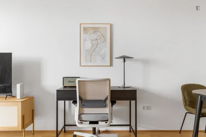 Entire apartment at Leopold-Böhm-Straße, image 8 of 18
