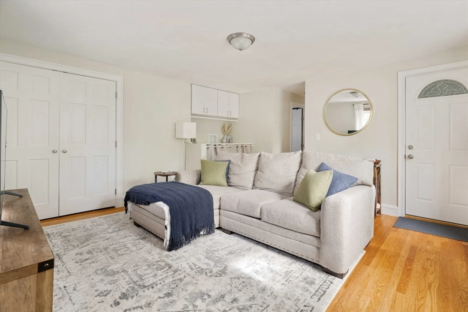 229, Hurley St., Unit 1, East Cambridge, Cambridge, MA, 02141
