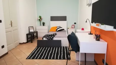 Room for rent in a shared flat in parma