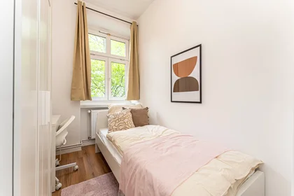 Chambre privée à Rüdersdorfer Straße, Bezirk Friedrichshain-Kreuzberg, image 1 de 10
