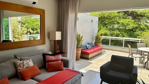 Logement entier à Avenida General Guedes da Fontoura 589, image 1 de 30