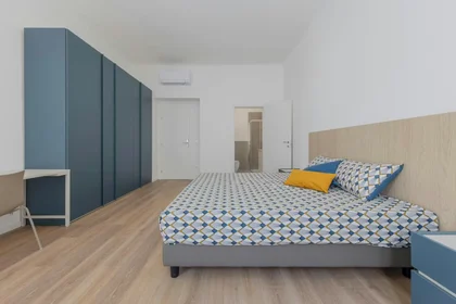 Quarto privado em Via Giovanni Pascoli, , imagem 3 de 10