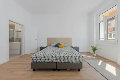 Quarto privado em Via Giovanni Pascoli, , imagem 5 de 10
